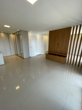 Imagem Apartamento com 4 Quartos à Venda, 285 m²