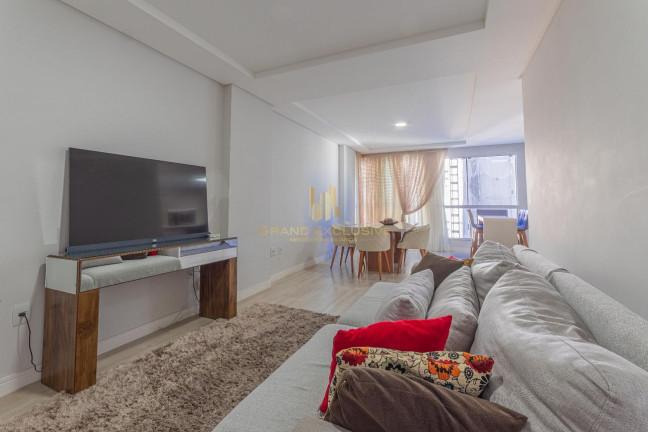 Imagem Apartamento com 3 Quartos à Venda, 107 m² em Centro - Balneário Camboriú Imagem Apartamento com 3 Quartos à Venda, 107 m² em Centro - Balneário Camboriú