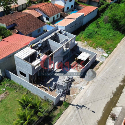 Sobrado com 3 Quartos à Venda, 303 m² em Capricórnio Ii - Caraguatatuba