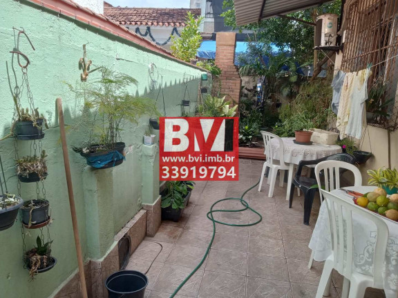 Imagem Casa com 2 Quartos à Venda, 80 m² em Vicente De Carvalho - Rio De Janeiro Imagem Casa com 2 Quartos à Venda, 80 m² em Vicente De Carvalho - Rio De Janeiro