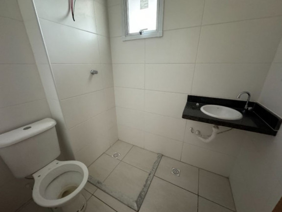 Apartamento com 2 Quartos à Venda, 68 m² em Mirim - Praia Grande