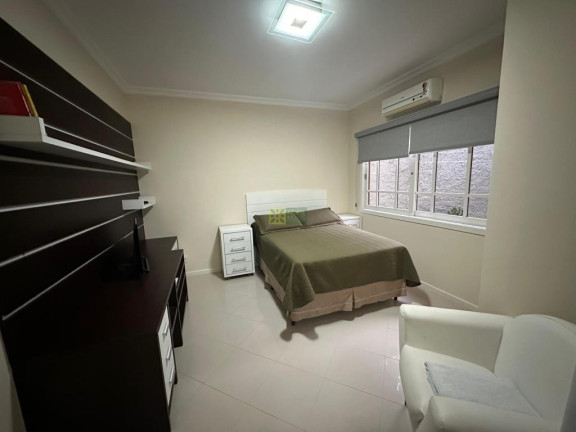 Imagem Casa com 4 Quartos à Venda, 180 m² em Centro - Porto Belo Imagem Casa com 4 Quartos à Venda, 180 m² em Centro - Porto Belo