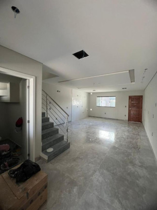 Imagem Casa com 3 Quartos à Venda, 150 m² em Floresta - Joinville