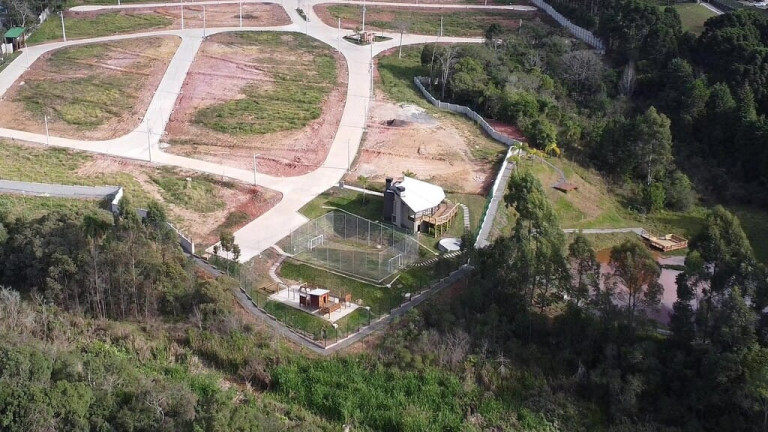 Imagem Terreno à Venda, 180 m² em Vila Rivabem - Campo Largo Imagem Terreno à Venda, 180 m² em Vila Rivabem - Campo Largo