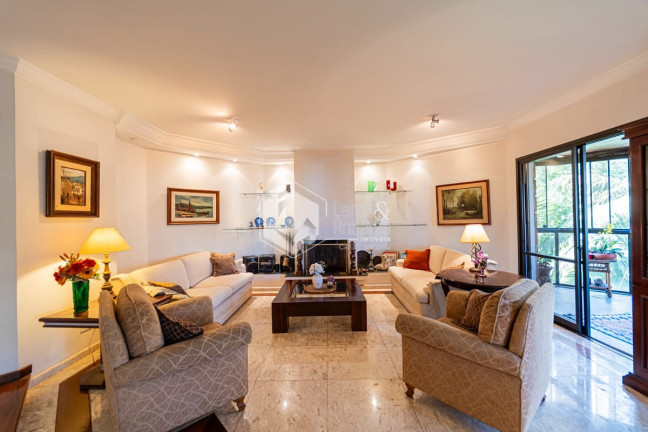 Apartamento com 3 Quartos à Venda, 204 m² em Morumbi - São Paulo