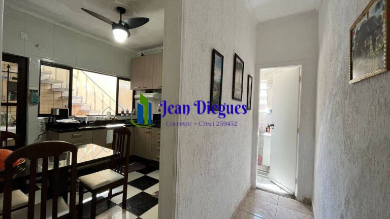 Foto do imóvel Casa com 5 Quartos à Venda, 258 m² em Vila Guilhermina - Praia Grande