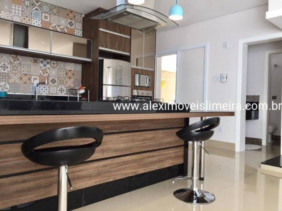 Imagem Casa de Condomínio com 3 Quartos à Venda, 241 m² em Limeira