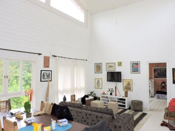 Imagem Casa com 4 Quartos à Venda, 205 m² em Parque Das Artes - Embu Das Artes