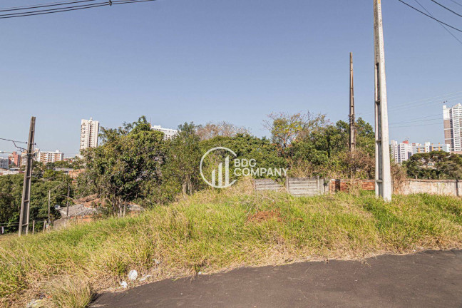 Imagem Terreno à Venda, 400 m² em Jardim Carvalho - Ponta Grossa Imagem Terreno à Venda, 400 m² em Jardim Carvalho - Ponta Grossa