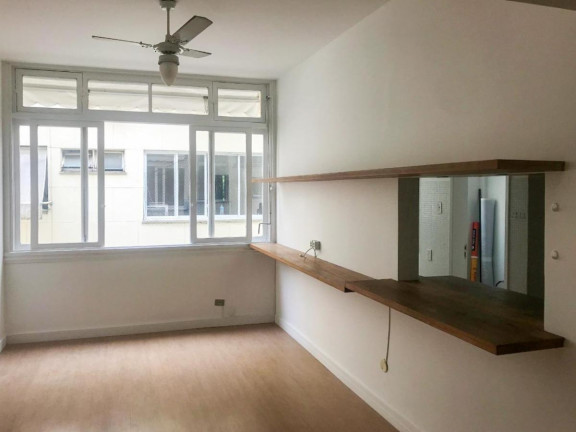 Imagem Apartamento com 2 Quartos à Venda, 68 m² em Laranjeiras - Rio De Janeiro Imagem Apartamento com 2 Quartos à Venda, 68 m² em Laranjeiras - Rio De Janeiro