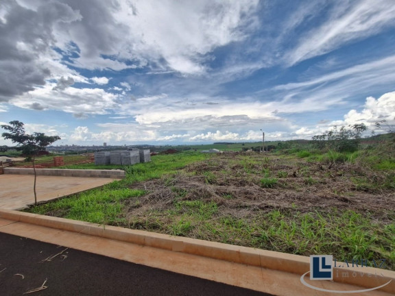 Terreno à Venda, 260 m² em Villas Do Mirante - Ribeirão Preto
