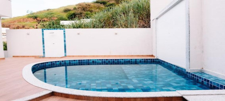 Imagem Casa com 5 Quartos à Venda, 400 m² em Maria Paula - São Gonçalo