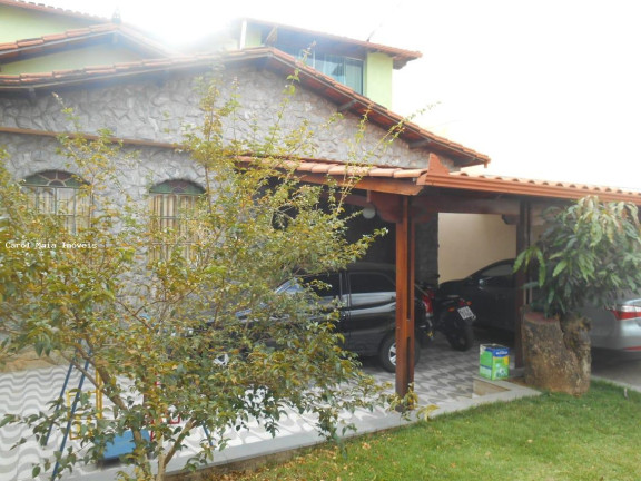 Imagem Casa com 4 Quartos à Venda, 178 m² em Linda Vista - Contagem