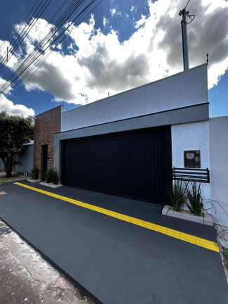 Casa com 3 Quartos à Venda, 292 m² em Jd California - Tangará Da Serra
