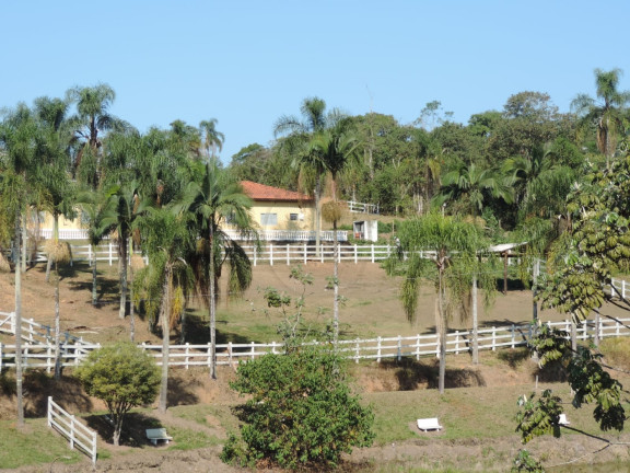 Imagem Fazenda à Venda, 800 m² em Parateí Do Meio - Jacareí Imagem Fazenda à Venda, 800 m² em Parateí Do Meio - Jacareí