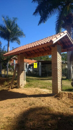Chácara à Venda, 830 m² em Serrinha - Taubaté
