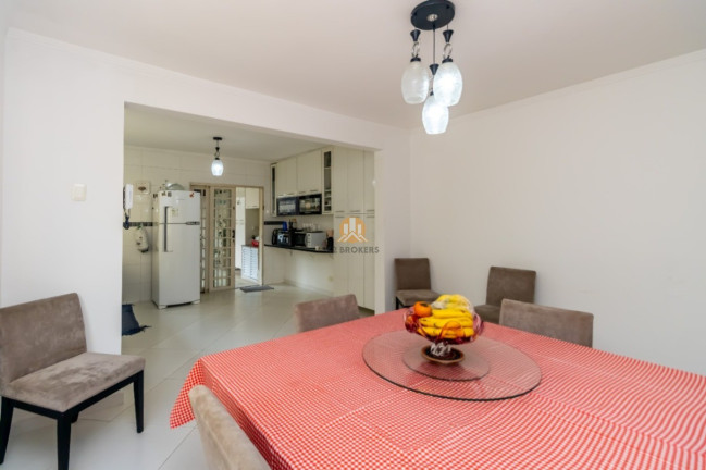 Imagem Casa com 3 Quartos à Venda, 251 m² em Jardim Regina - São Paulo Imagem Casa com 3 Quartos à Venda, 251 m² em Jardim Regina - São Paulo
