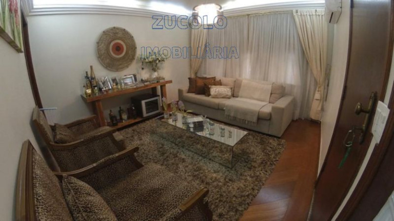 Imagem Sobrado com 2 Quartos à Venda, 220 m² Imagem Sobrado com 2 Quartos à Venda, 220 m²