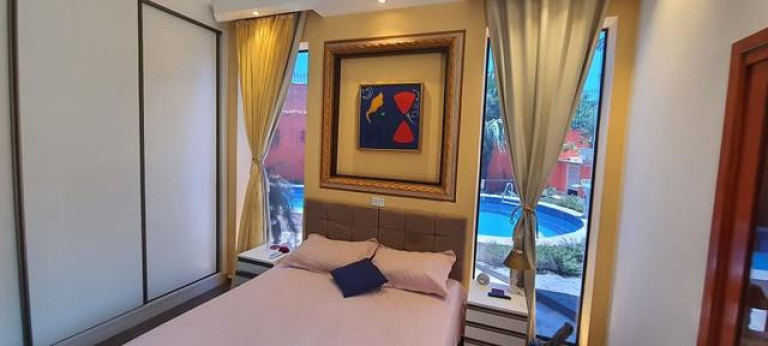 Imagem Imóvel com 3 Quartos à Venda, 511 m² em Flórida - Praia Grande Imagem Imóvel com 3 Quartos à Venda, 511 m² em Flórida - Praia Grande