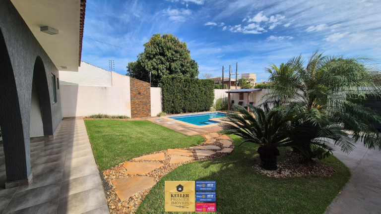 Imagem Casa com 2 Quartos à Venda, 147 m² em Jardim Bourbon - Foz Do Iguaçu Imagem Casa com 2 Quartos à Venda, 147 m² em Jardim Bourbon - Foz Do Iguaçu