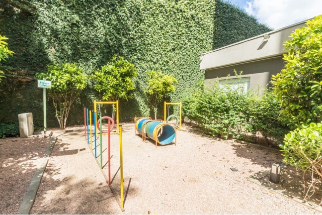 Imagem Imóvel com 3 Quartos à Venda,  em Jardim Carvalho - Porto Alegre