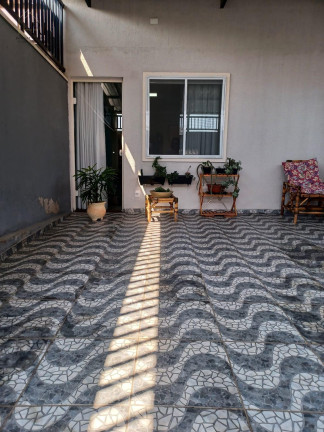 Imagem Casa com 2 Quartos à Venda, 126 m² Imagem Casa com 2 Quartos à Venda, 126 m²