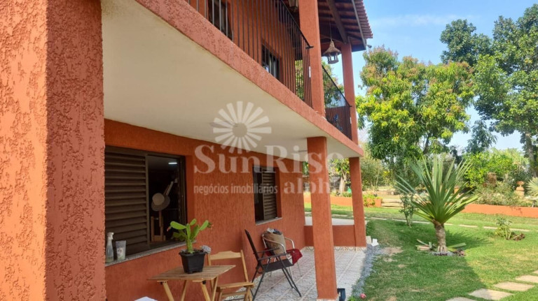 Imagem Imóvel com 3 Quartos à Venda, 1.200 m² em Centro - Araçoiaba Da Serra Imagem Imóvel com 3 Quartos à Venda, 1.200 m² em Centro - Araçoiaba Da Serra