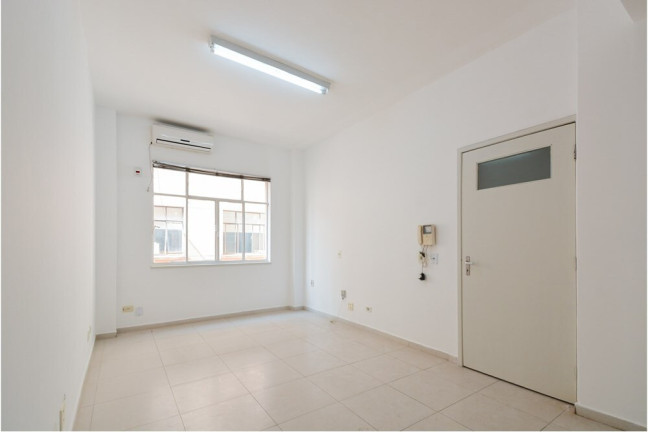 Sala Comercial à Venda, 75 m² em República - São Paulo