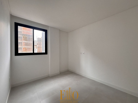 Imagem Apartamento com 2 Quartos à Venda, 66 m² em Meia Praia - Itapema