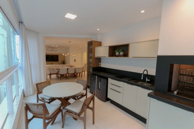 Imagem Apartamento com 3 Quartos à Venda, 128 m² em Meia Praia - Itapema