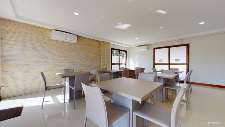 Imagem Imóvel com 3 Quartos à Venda, 76 m² em Camaquã - Porto Alegre Imagem Imóvel com 3 Quartos à Venda, 76 m² em Camaquã - Porto Alegre