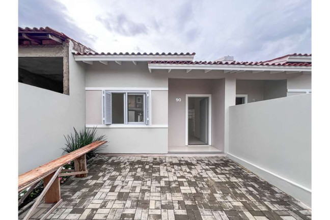 Casa com 2 Quartos à Venda,  em São José - Canoas