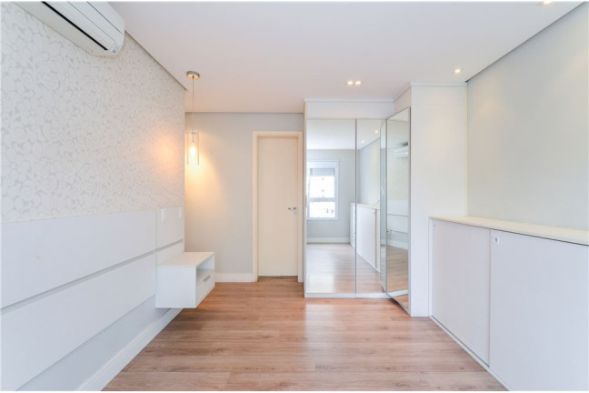 Imagem Apartamento com 3 Quartos à Venda, 134 m² em Aclimação - São Paulo Imagem Apartamento com 3 Quartos à Venda, 134 m² em Aclimação - São Paulo