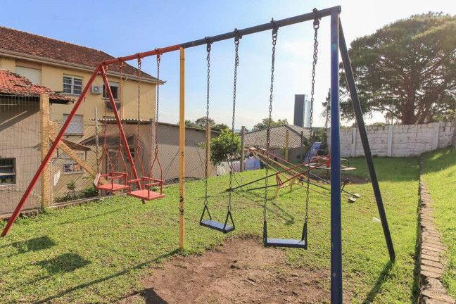 Imagem Imóvel com 2 Quartos à Venda, 51 m² em Cristal - Porto Alegre