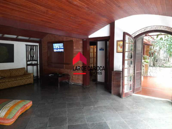 Imagem Casa com 6 Quartos à Venda, 500 m² em Cosme Velho - Rio De Janeiro Imagem Casa com 6 Quartos à Venda, 500 m² em Cosme Velho - Rio De Janeiro