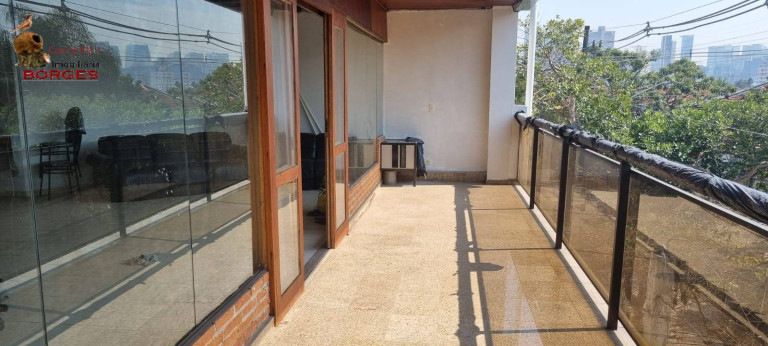 Casa com 4 Quartos à Venda, 200 m² em Brooklin - São Paulo