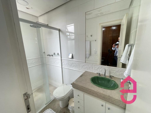 Imagem Apartamento com 3 Quartos à Venda,  em Setor Oeste - Goiânia