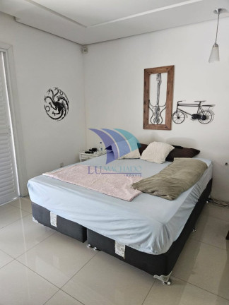 Imagem Casa com 6 Quartos à Venda, 736 m² em Palmeiras - Cabo Frio