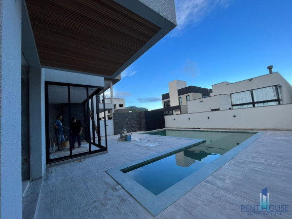 Imagem Casa de Condomínio com 4 Quartos à Venda, 360 m² em Santa Regina - Camboriú