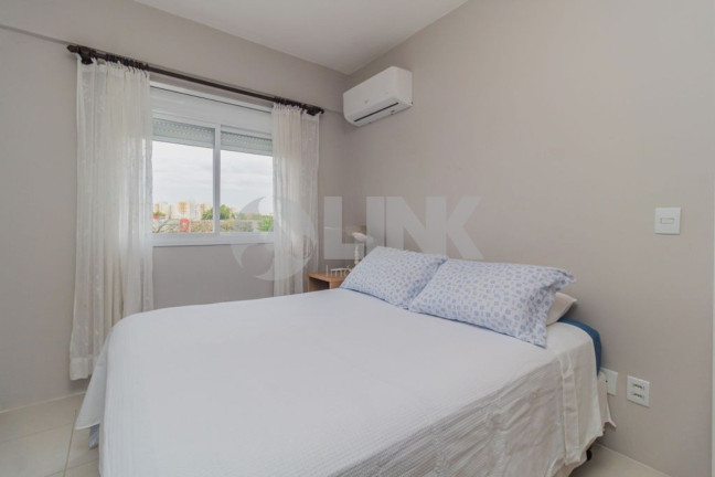 Imagem Apartamento com 1 Quarto à Venda, 35 m² em Santo Antônio - Porto Alegre Imagem Apartamento com 1 Quarto à Venda, 35 m² em Santo Antônio - Porto Alegre