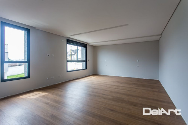 Imagem Casa com 3 Quartos à Venda, 226 m² em Uberaba - Curitiba