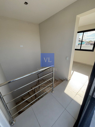 Imagem Casa com 3 Quartos à Venda, 155 m² em Uberaba - Curitiba