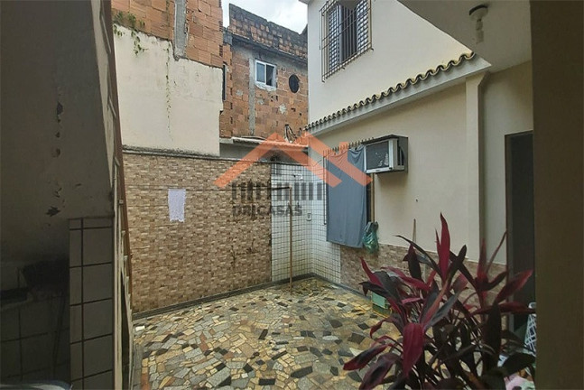 Imagem Sobrado com 3 Quartos à Venda, em Campo Grande - Rio De Janeiro Imagem Sobrado com 3 Quartos à Venda, em Campo Grande - Rio De Janeiro