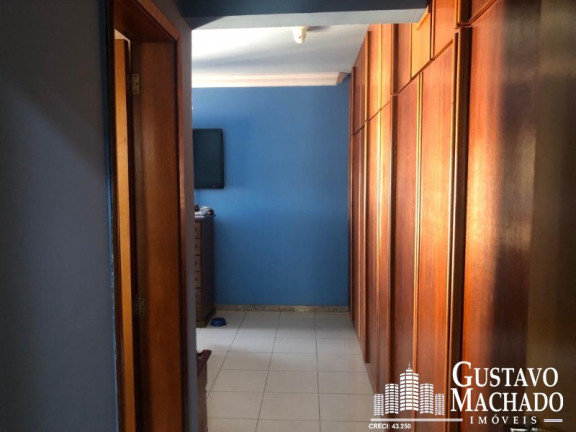 Imagem Imóvel com 3 Quartos à Venda, 270 m² em Aterrado - Volta Redonda