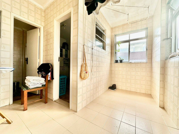 Imagem Apartamento com 4 Quartos à Venda, 187 m² em José Menino - Santos