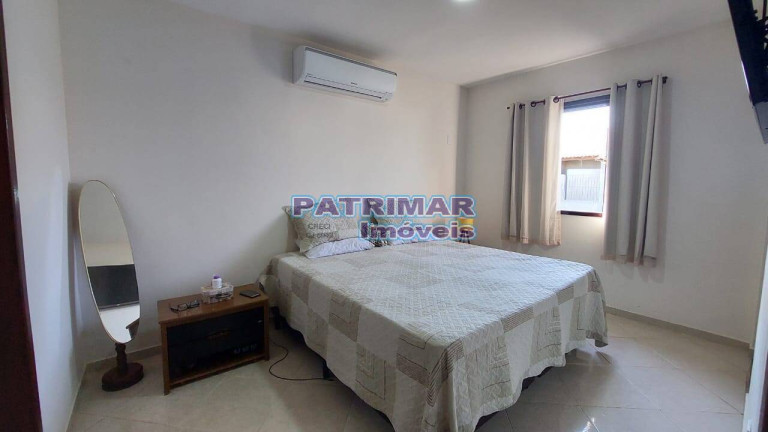 Imagem Casa com 3 Quartos à Venda, 320 m² em Jardim Atlântico Central (itaipuaçu) - Maricá