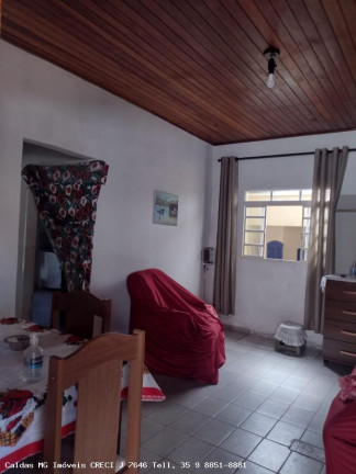 Imagem Casa com 2 Quartos à Venda, 55 m² em Pocinhos Do Rio Verde - Caldas