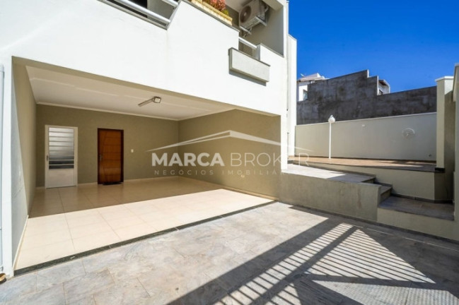 Imagem Sobrado com 3 Quartos à Venda, 300 m² em Jardim Priscilla - São João Da Boa Vista Imagem Sobrado com 3 Quartos à Venda, 300 m² em Jardim Priscilla - São João Da Boa Vista