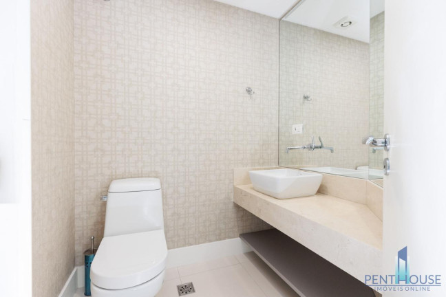 Imagem Apartamento com 3 Quartos à Venda, 121 m² em Centro - Balneário Camboriú Imagem Apartamento com 3 Quartos à Venda, 121 m² em Centro - Balneário Camboriú