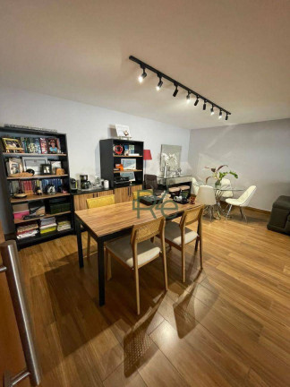 Imagem Casa com 3 Quartos à Venda, 250 m² em Jardim Londrina - São Paulo Imagem Casa com 3 Quartos à Venda, 250 m² em Jardim Londrina - São Paulo